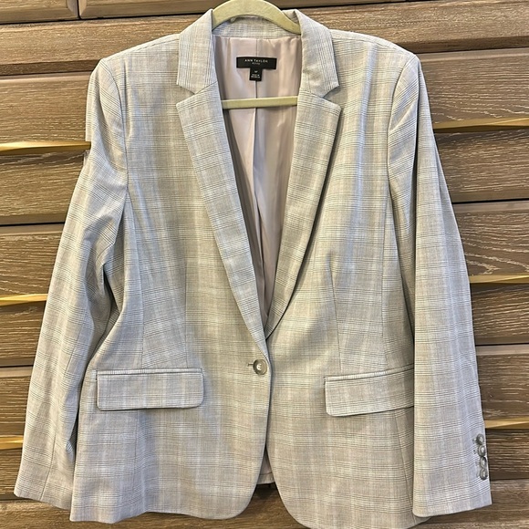 Ann Taylor Jackets & Blazers - Ann Taylor blazer
